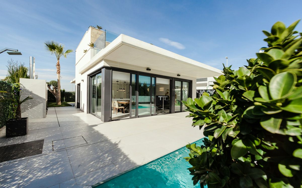 Vivienda unifamiliar de obra nueva terminada en Mallorca, con terraza y piscina